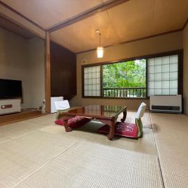 Shibu Tatsunokan, Hotel in Chino