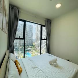 2 Bedrooms Masterise Center Point C Vinhomes Grand Park