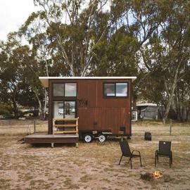Bellellen Park 2 by Tiny Away, hotel in Stawell