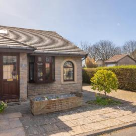 2 Bed in Seahouses oc-nb1974, hotel in North Sunderland