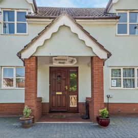 4 Bed in Woodbridge oc-s27356