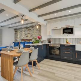 2 Bed in Padstow oc-p00876