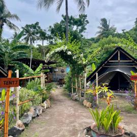 Ubuntu Glamping - Adult Campers Only, khách sạn ở Quần đảo Gili