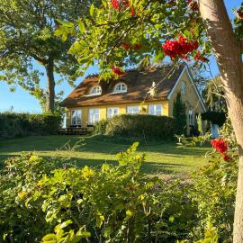 Charming Farmhouse With Views On Møn