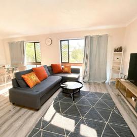 Entire independent 3 bdrm house