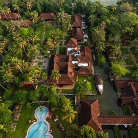 Coconut Lagoon Kumarakom - A CGH Earth Experience, khách sạn ở Kumarakom