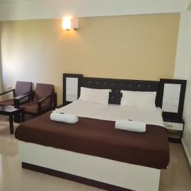 Hotel City Garden, hotel di Madgaon