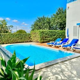 Casa da Eira - Private Villa - pool - Free wi-fi - Air Con، فندق في سيلفيس