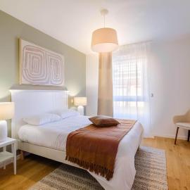 OVELIA La Garde - Le Mas des Oliviers, hotell i La Garde
