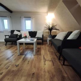 Zuhause G24 in Bönnigheim - Bis zu 6 Personen - 5 Minuten bis Tripsdrill, hotel em Bönnigheim