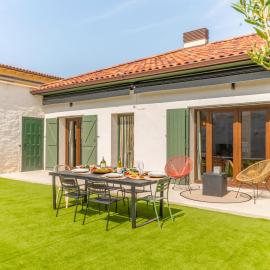 Espaciosa casa rural con amplio jardin y barbacoa