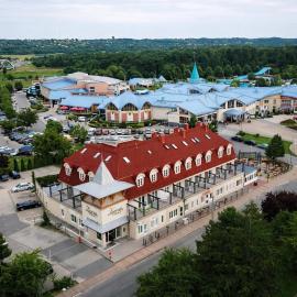 Harmónia Hotel Sárvár, hotelli kohteessa Sárvár