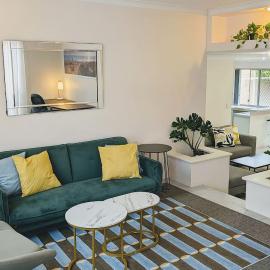 Villa in Scarborough Beach
