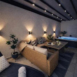 Luxury 2 storey 2bedroom condo with Private Jacuzzi & patio - Athens