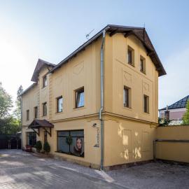 Apartmány U Parku, hotel a Vrchlabí