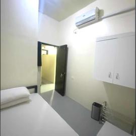 Zara Residence Room1, hotel in Lagao