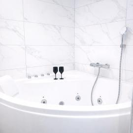 Appartement Spa La Parenthese Imperiale avec Sauna et Balneo proche Gare, hotel di Metz
