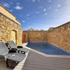 Pet-Friendly Gozo Haven with Pool, Hotel in Xagħra