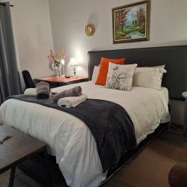 Altenburgh Accommodation - Apartments, hotel in Somerset East