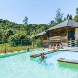 ZEcamping dog friendly piscine chauffée et restaurant bord de rivière