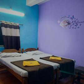 Aarvi Residency, hotel i Māvalli