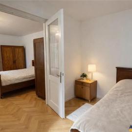 Emese Central Square Vintage Apartment