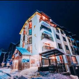 Пампорово Mountain Lodge апартамент 46, hotel in Pamporovo
