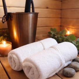 Charming Sauna Cottage in a Horse Ranch, hotell i Lieplaukė