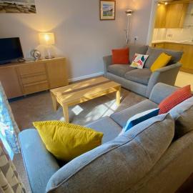 Kirkwall town centre apartment 1
