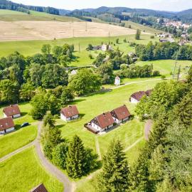 Holiday Home Green Valley Park Stárkov 15 by Interhome, hotel a Stárkov