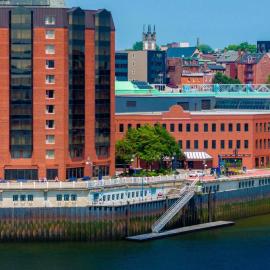 Saint John Harbourfront Hotel, hotel em Saint John