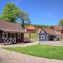 Dziedziniec Karkonoszy, hotel en Podgórzyn