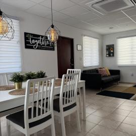 Fontana Sunset - Spacious 3BR Family Home، فندق في كارولينا