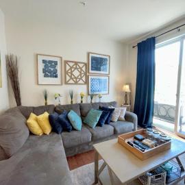 Charming DC Townhome with 3 Private Bedroom Suites