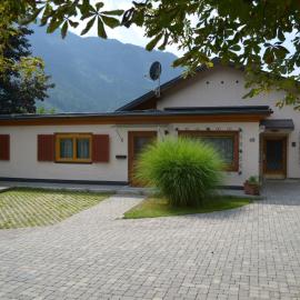 Apartment Geräumige Ferienwohnung mit zwei Schlafzimmern by Interhome