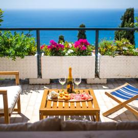 Il Grande Blu - Vista Panoramica sul Golfo, hotel em Ospedaletti