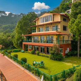 StayVista at Ludlow House Luxury Villa with Sauna Room at Mall road