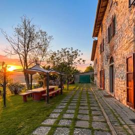 Amazing Home In Pieve Santo Stefano Ar