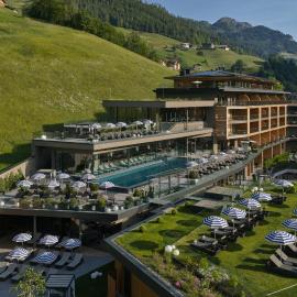 DAS EDELWEISS - Salzburg Mountain Resort, khách sạn ở Grossarl