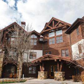 Lodge at Brookside, A Vail Resorts Property, khách sạn ở Avon