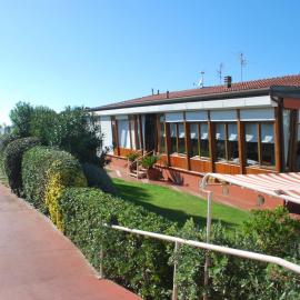 Le Sable Fin Beach House, hotel in Viareggio