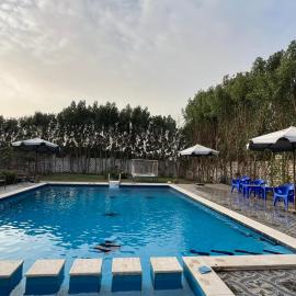 مجموعة سعادة الترفيهية بالريف الاوروبي, hotel u gradu '‘Ezbet Sharikât Wardan'