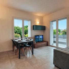 Contea Apartment - Modern & Quiet Stay - Valpolicella, hotel Pedemontéban