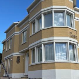 Pirate, op 100 meter van strand