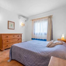 -Free Pool, Beach and Parking- Deluxe Apartment