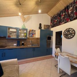 Gîte de Mia, hotel v destinaci Ventenac en Minervois