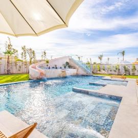 Luxury villa with spa, gym and cinema 15 min from center
