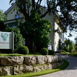 Das Weinberghaus, hotel en Fellbach