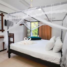 Yala Elegant Hotel
