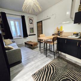 Studio indépendant, hotel u gradu Vitel